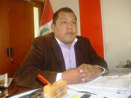 gobernador-edgar-torres-cobian